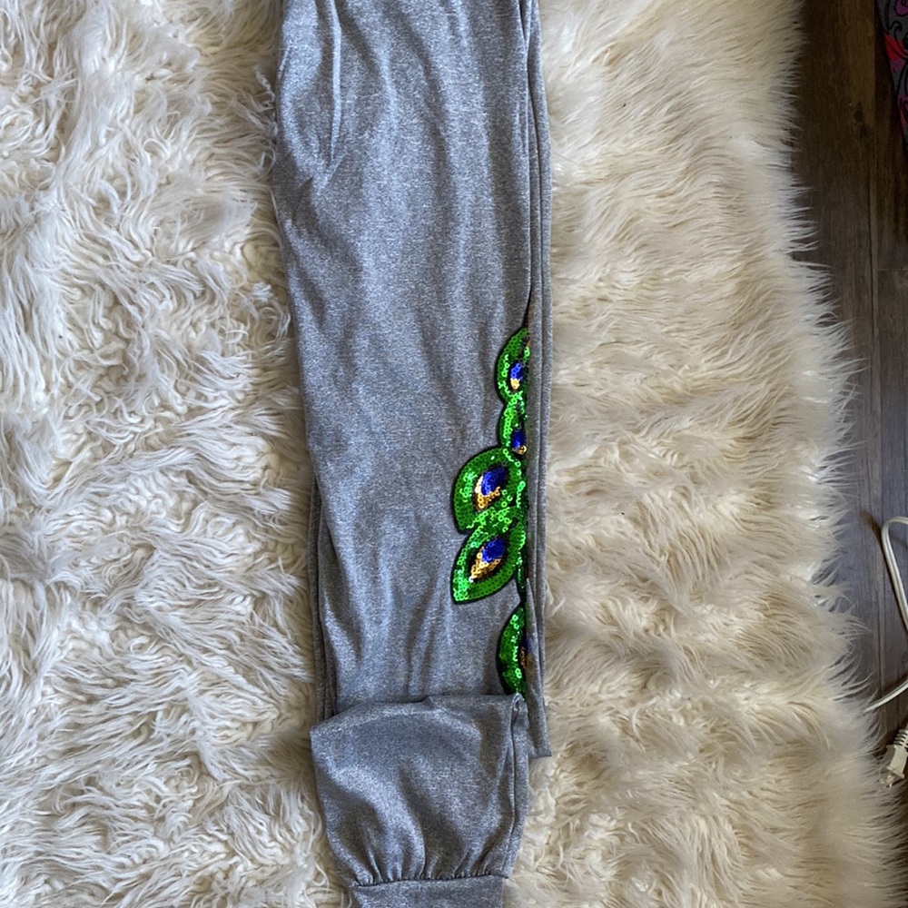 Sequins Jogger Set - image 5